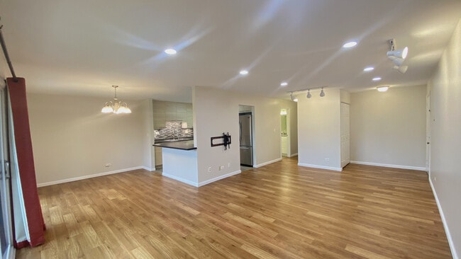 Photo - 4825 Kimball Hill Dr Unit B1