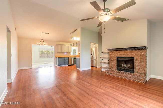 Photo - 1599 Courtland Blvd