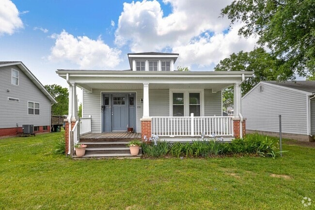 Building Photo - 2102 Williamsburg Rd Rental