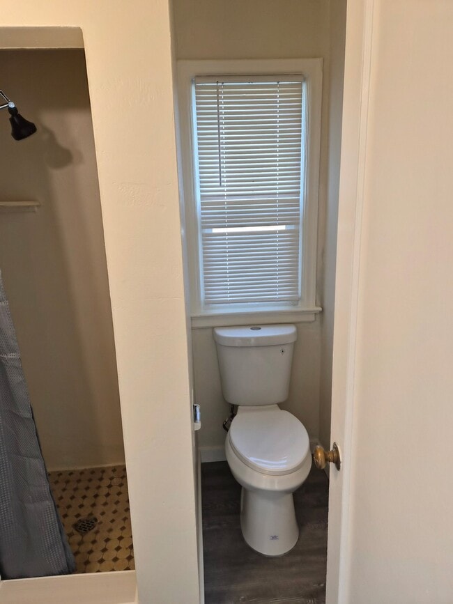 Photo - 636 S Palouse St Unit 2