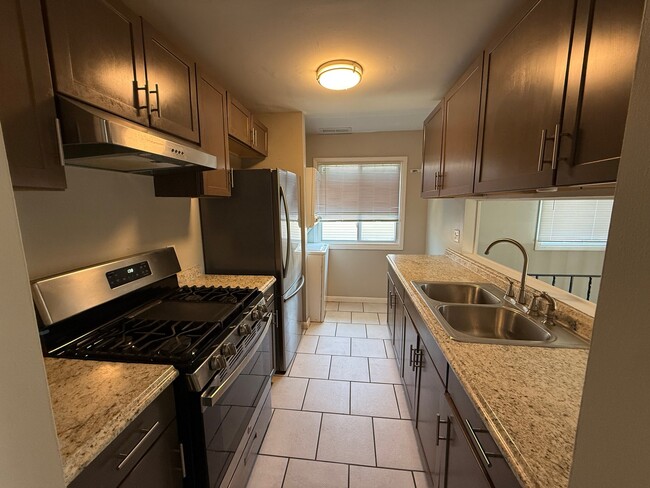 Photo - 6885 Fillmore Dr