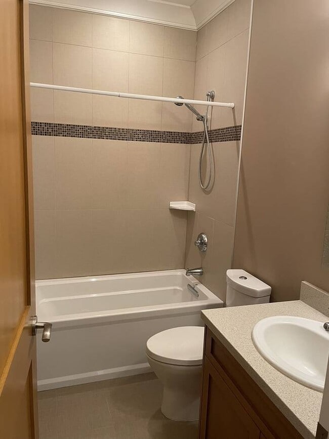 Photo - 2455 18th Av W