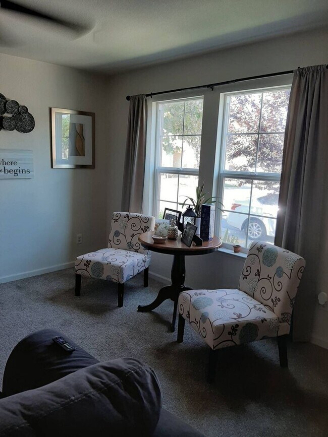 Stunning SingleStory Home in Exclusive Ga... House Rental in