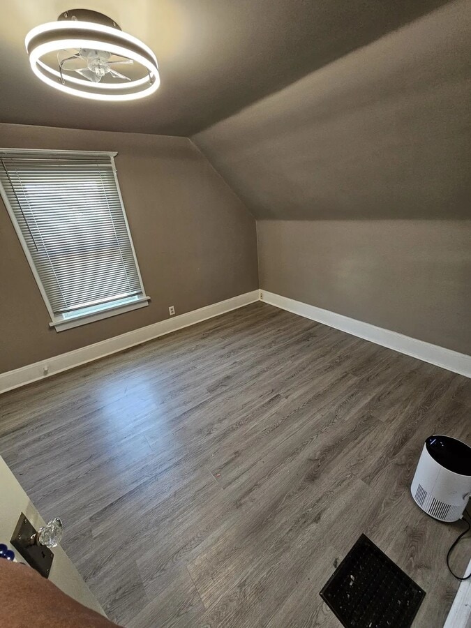 Photo - 408 Woodbine St