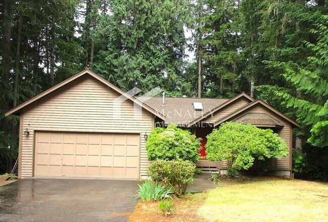 Building Photo - Beautiful 4 Bedroom 2.75 Bathroom Home in ...