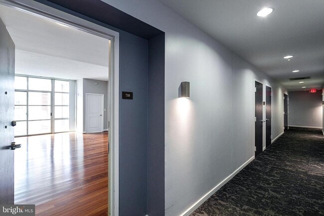 Photo - 157 Fleet St Unit 718