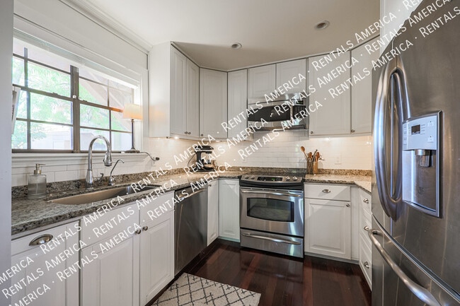 Photo - 5950 N 78th St Unidad 168