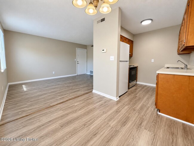 3409 Prestwood Dr Unit 6
