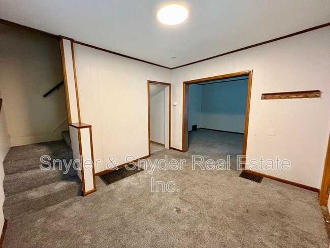 Photo - 391 E Voris St