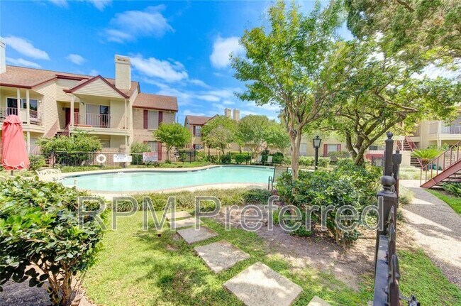 Photo - 2120 El Paseo St