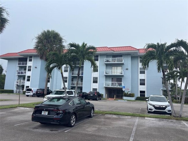 Building Photo - 505 S Pine Island Rd Unit 308 Rental