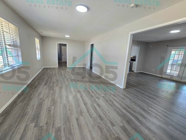 Photo - 3606 Oakhurst Dr