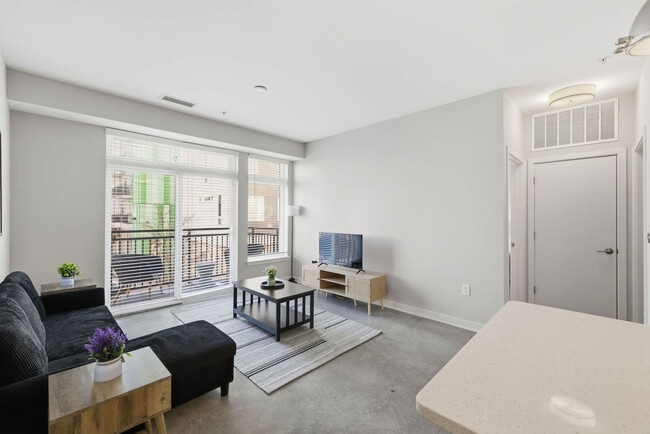 Photo - 421 E Market St Unit ID1384025P