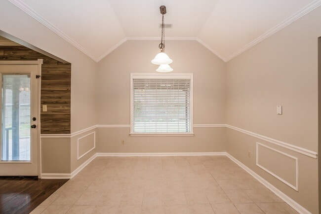 Photo - 9355 Lacee Ln