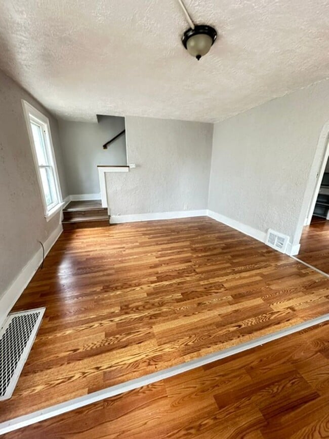 Photo - 1007 Brownell Ave