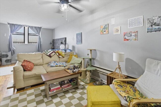 Photo - 3147 W Wellington Ave Unidad G