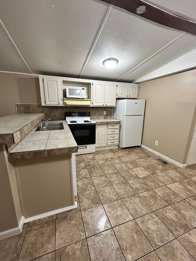 Photo - 1416 Stamps St