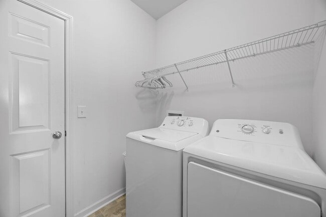 Photo - 7471 Hartsfield Dr