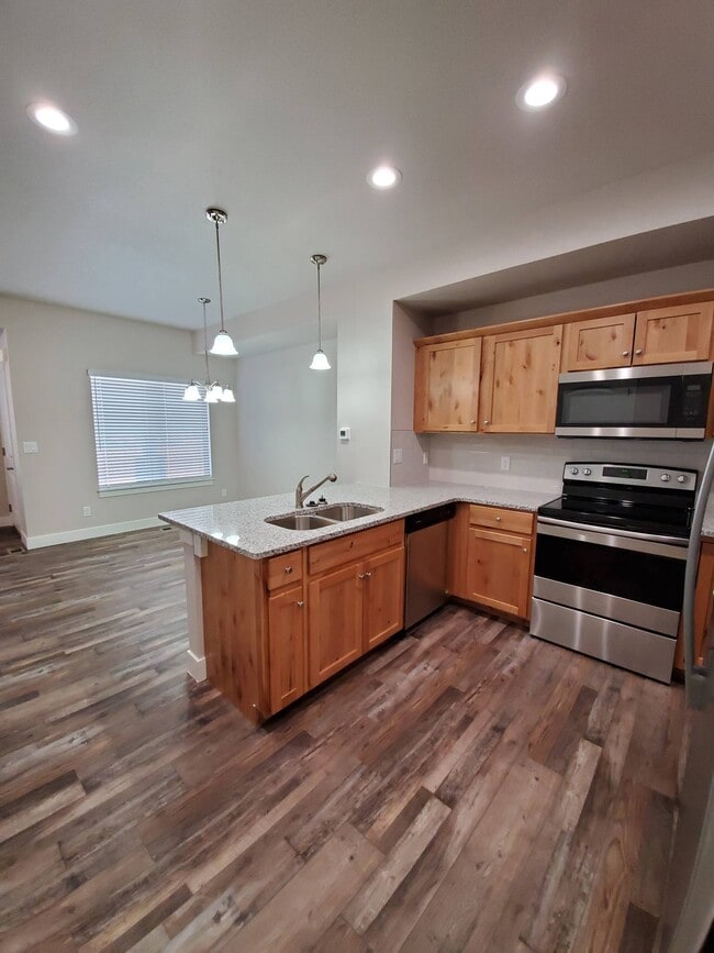 Photo - 1699 Westward Pl
