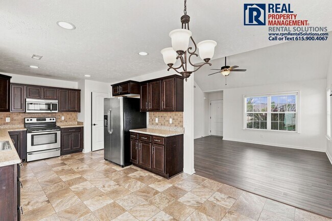 4221 Ruston Ct