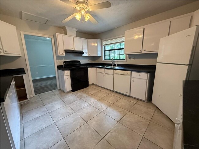 Photo - 4960 Cold Springs Dr NW
