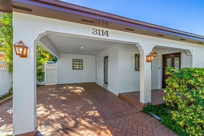 Photo - 3114 W Tampa Bay Blvd