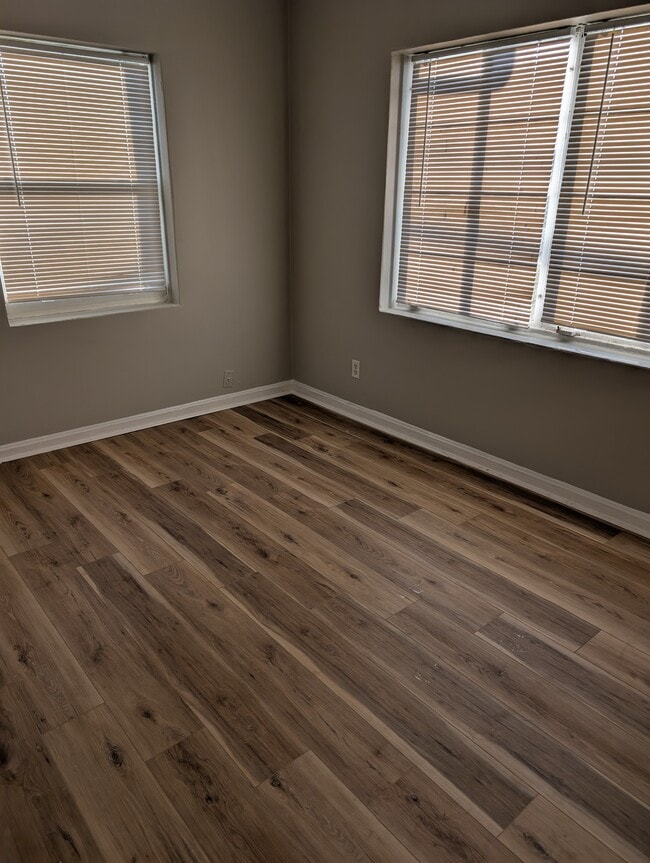 Photo - 1615 Melson Ave