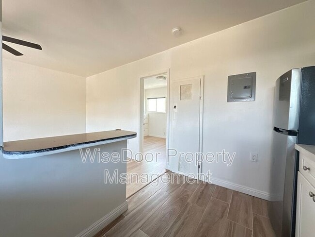 5934 Cloverly Ave Unidad C