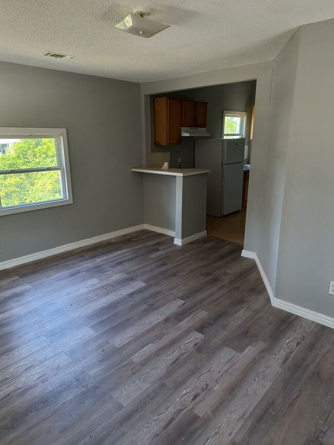 Photo - 2 Bed 1 Bath Home only $850 month