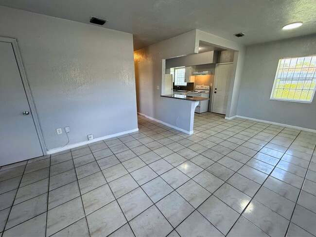 Photo - 15330 NW 31st Ave