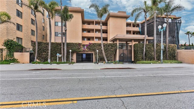 Photo - 721 Esplanade Unidad 602