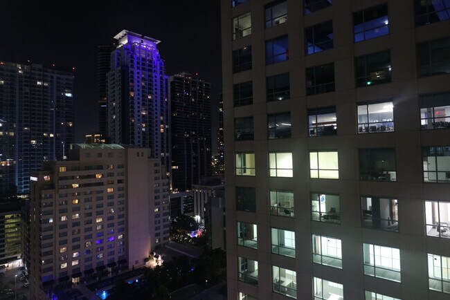 Photo - 1 SE 12th St Unidad SI FL26-ID1294663P