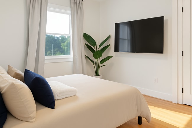 Photo - 523 Princeton St