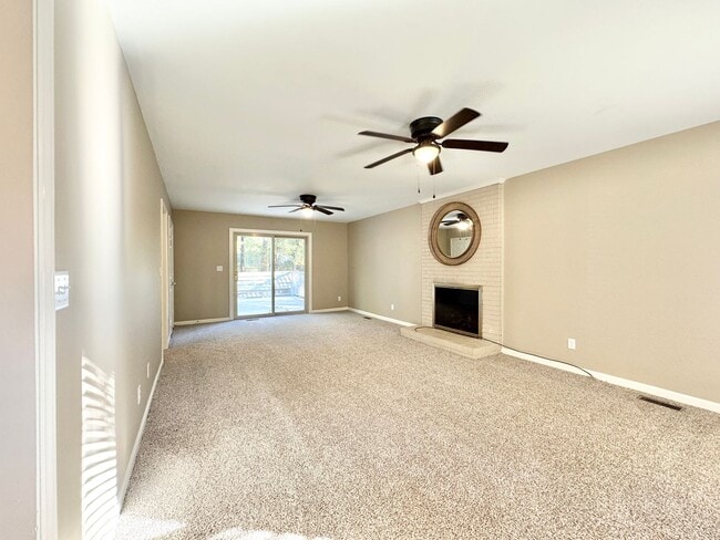 Photo - Well Maintained 3 Bedroom with Large Back Deck & Detached Garage!