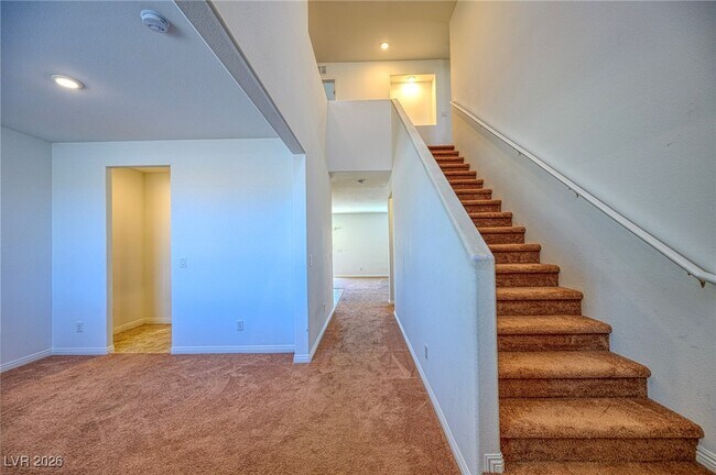 Photo - 3863 Summit Ave