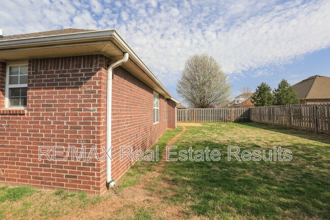 Photo - 6303 S 37th St