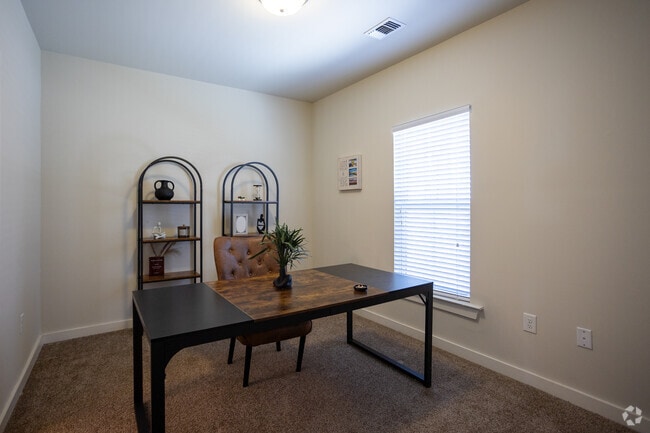 5BD, 5BA - 1,932SF - Office