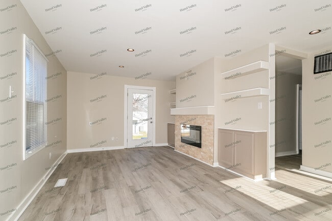 Photo - 4639 Frankfort Ave