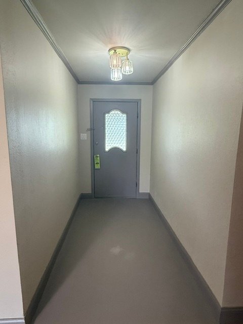 Photo - 206 N Main St