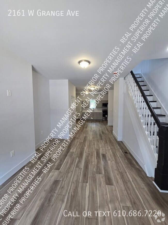 Building Photo - 2161 W Grange Ave Rental