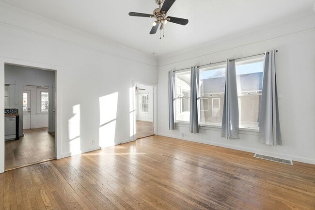 Photo - 331 Roberts St Unidad 331 Roberts B