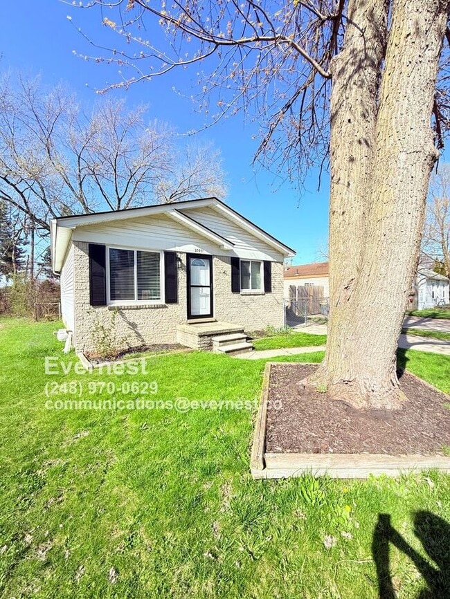 Photo - 20931 Vermander Ave House
