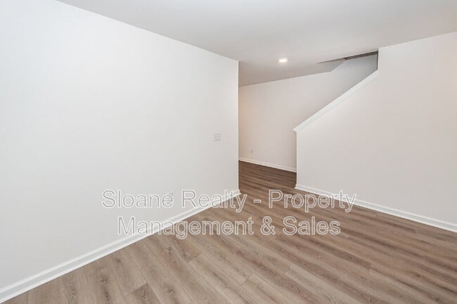 Photo - 4633 Forest Hills Dr