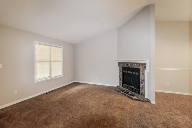 Photo - 481 Village Square Ct