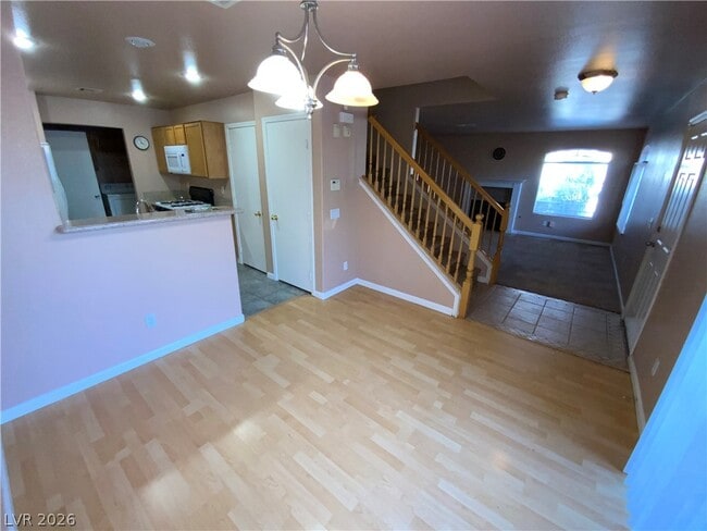 Photo - 3950 Starfield Ln