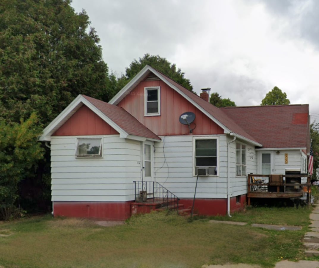 Photo - 114 Louisiana Ave W