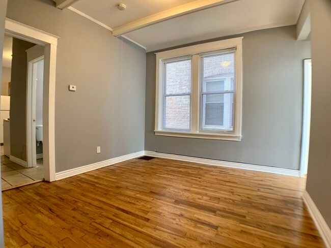 Photo - 4056 W Hirsch St Unidad 1