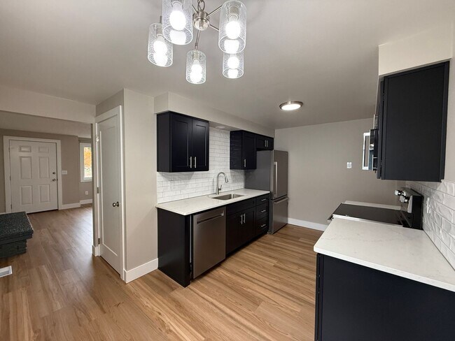 Photo - 6127 N Standard St Unidad 6129