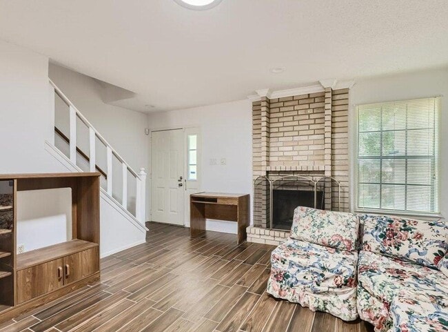 Photo - 8400 Jamestown Dr Unit 512