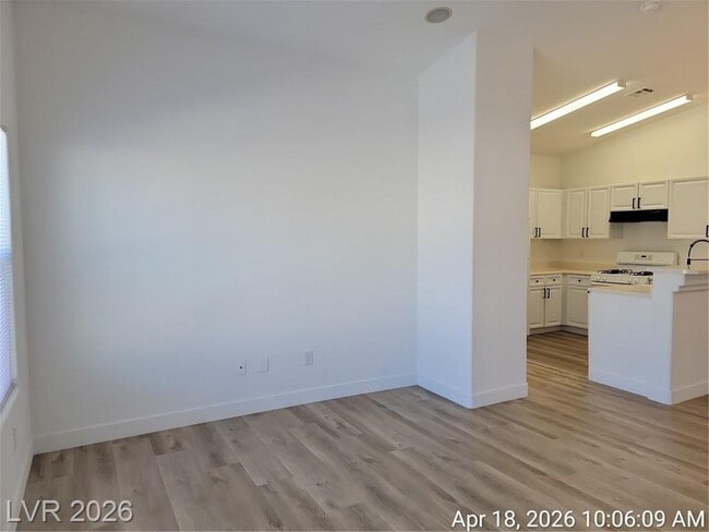 Photo - FANTASTIC SOUTHWEST TOWNHOME IN A GATED COMMUNITY!